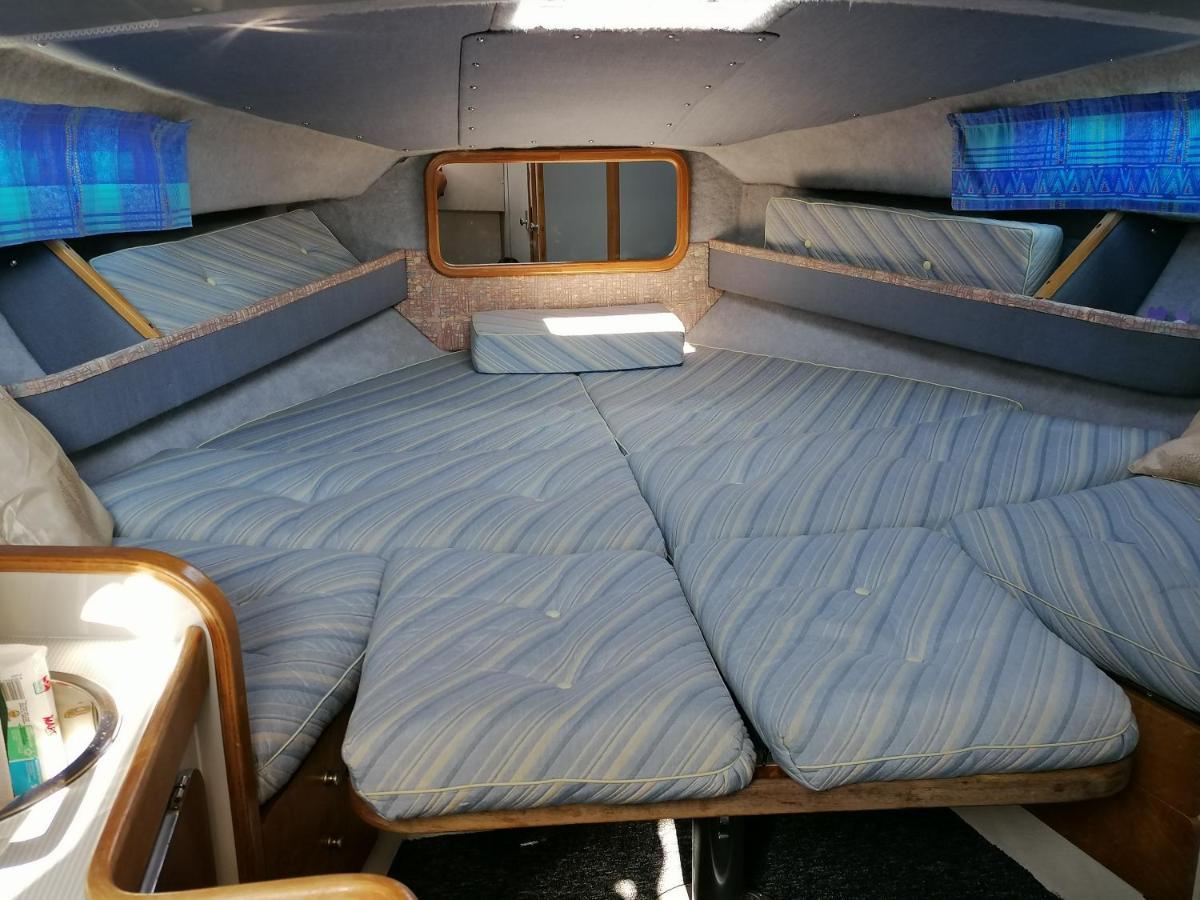 Sejour Insolite Sur Un Yacht. Bateau Hotel A Quai. La Rochelle  Eksteriør billede