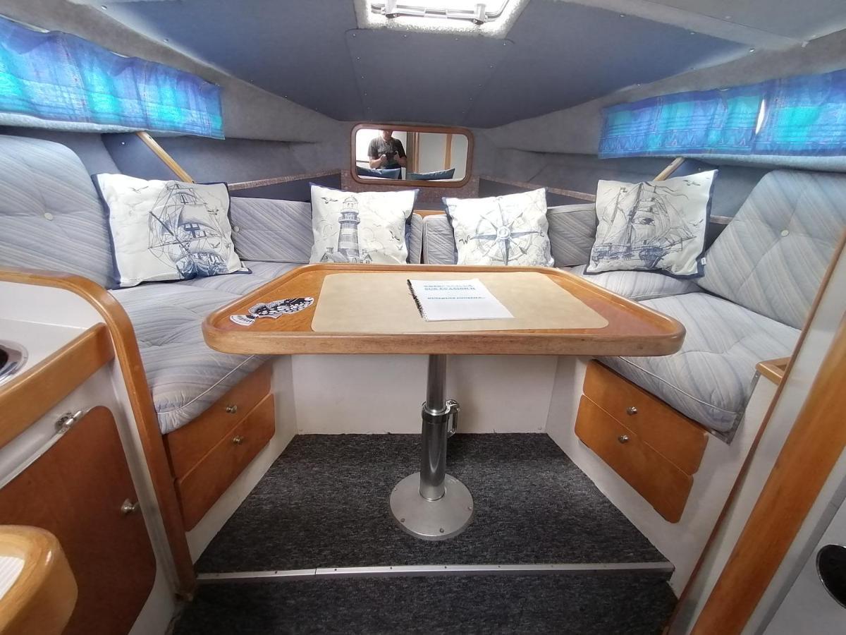 Sejour Insolite Sur Un Yacht. Bateau Hotel A Quai. La Rochelle  Eksteriør billede